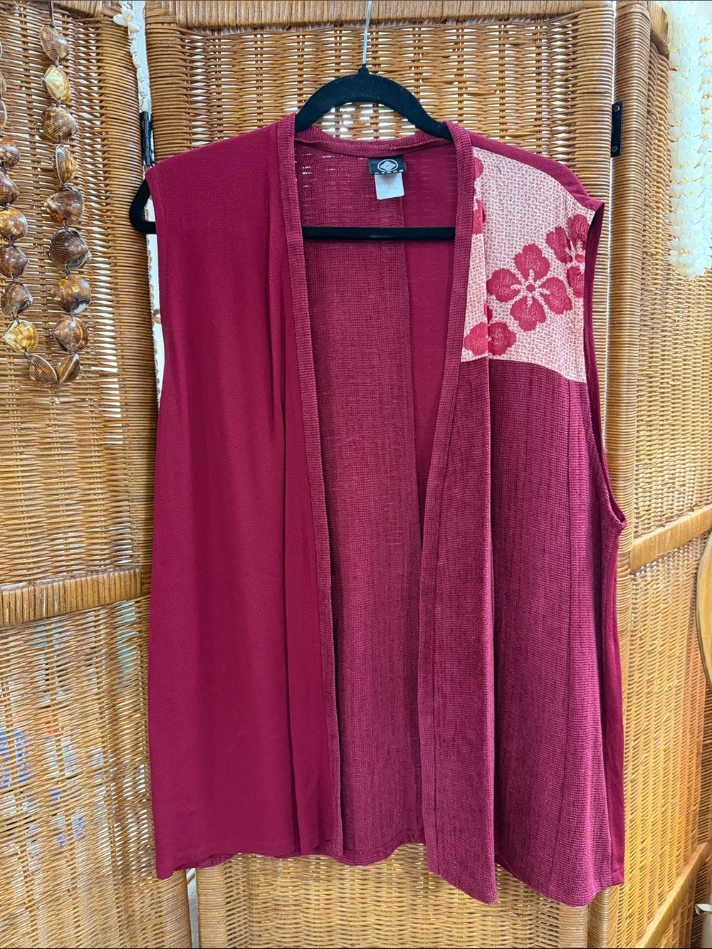 OYAKO Sleeveless Open Front Vest - Deep Berry with Floral Accent | Large